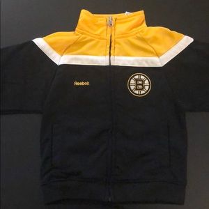 SALE 2 for $15 ⭐3t bruins jacket